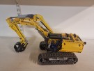42006 - Excavator fra 2013 (med 8293 - Power Functions) thumbnail