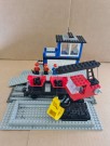 7838 - Freight Loading Depot with Wagon fra 1983 thumbnail