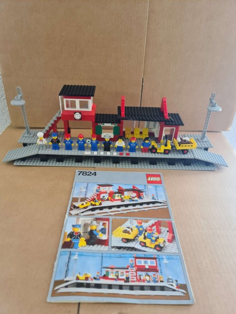 Lego 7824 top