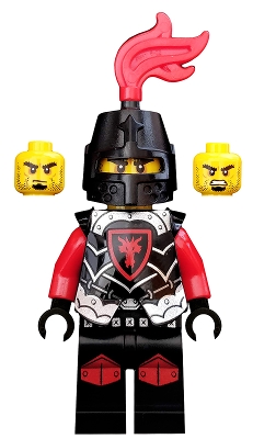 Castle - Dragon Knight Armor with Dragon Head, Helmet Closed, Red Plume, Black Bushy Eyebrows
Komplett i god stand.