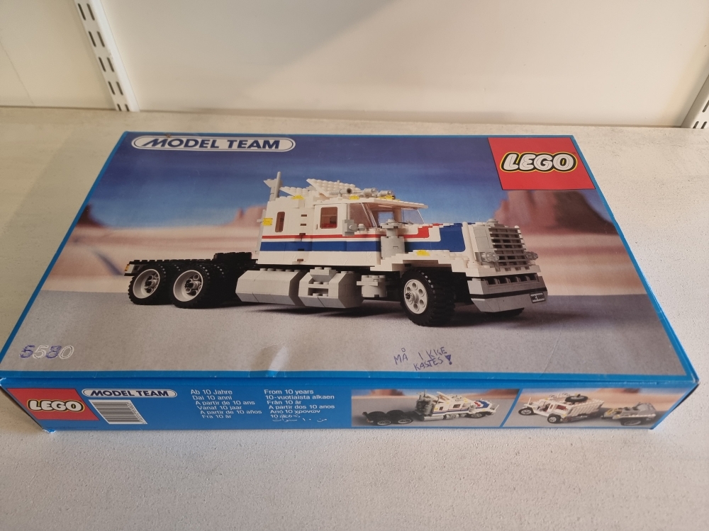 Sett 5580 fra Lego Model Team serien.
Veldig fint sett. 
Komplett med manual og eske.