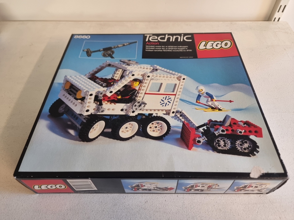 Sett 8680 fra Lego Technic serien.
Meget pent sett.
Komplett med manual og eske.