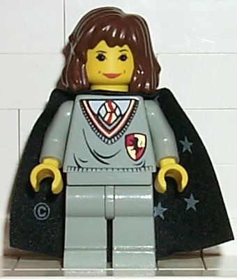 Hermione Granger - Gryffindor Shield Torso, Light Gray Legs, Black Cape with Stars
Komplett i god stand.