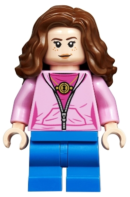 Hermione Granger - Bright Pink Jacket
Komplett i god stand.