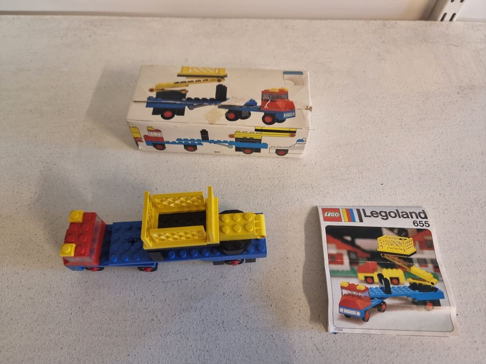 Sett 655 fra Lego Legoland serien.
Pent sett.
Komplett med manual og eske.
