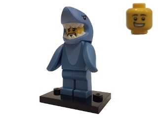 Shark Suit Guy, Series 15 (Complete Set with Stand and Accessories)
Komplett i god stand.