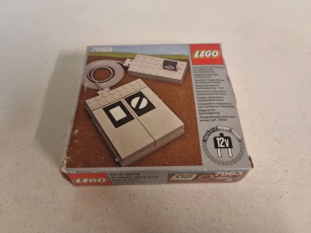 Sett 7863 fra Lego Train : 12V serien
Pent sett.
Komplett i eske.
Testet og fungerer.