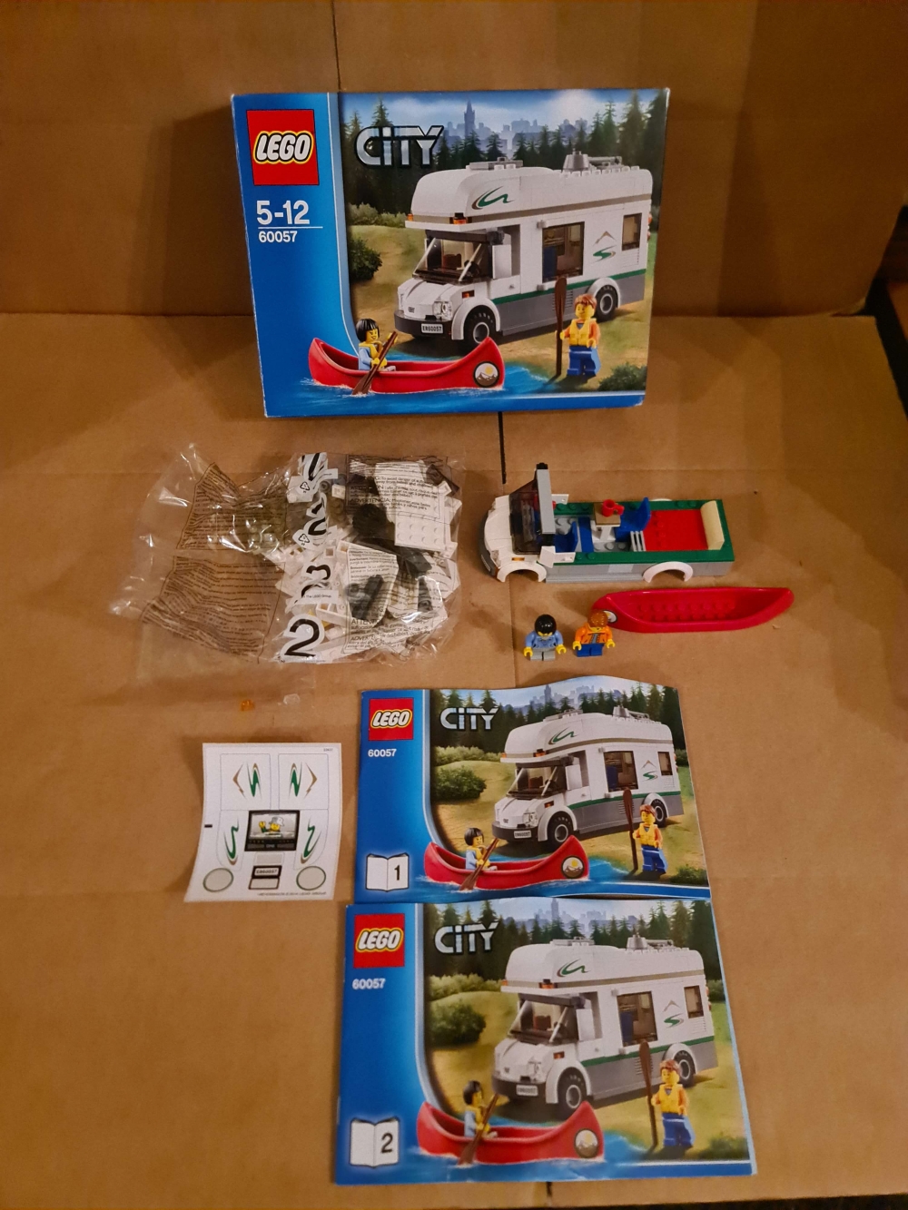 Sett 60057 fra Lego City serien.
Komplett, kun påbegynt.
Med manualer og eske.