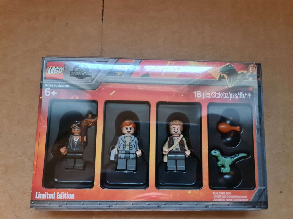 Minifigursett 5005255 fra Lego Jurassic World serien.
Nytt og forseglet.