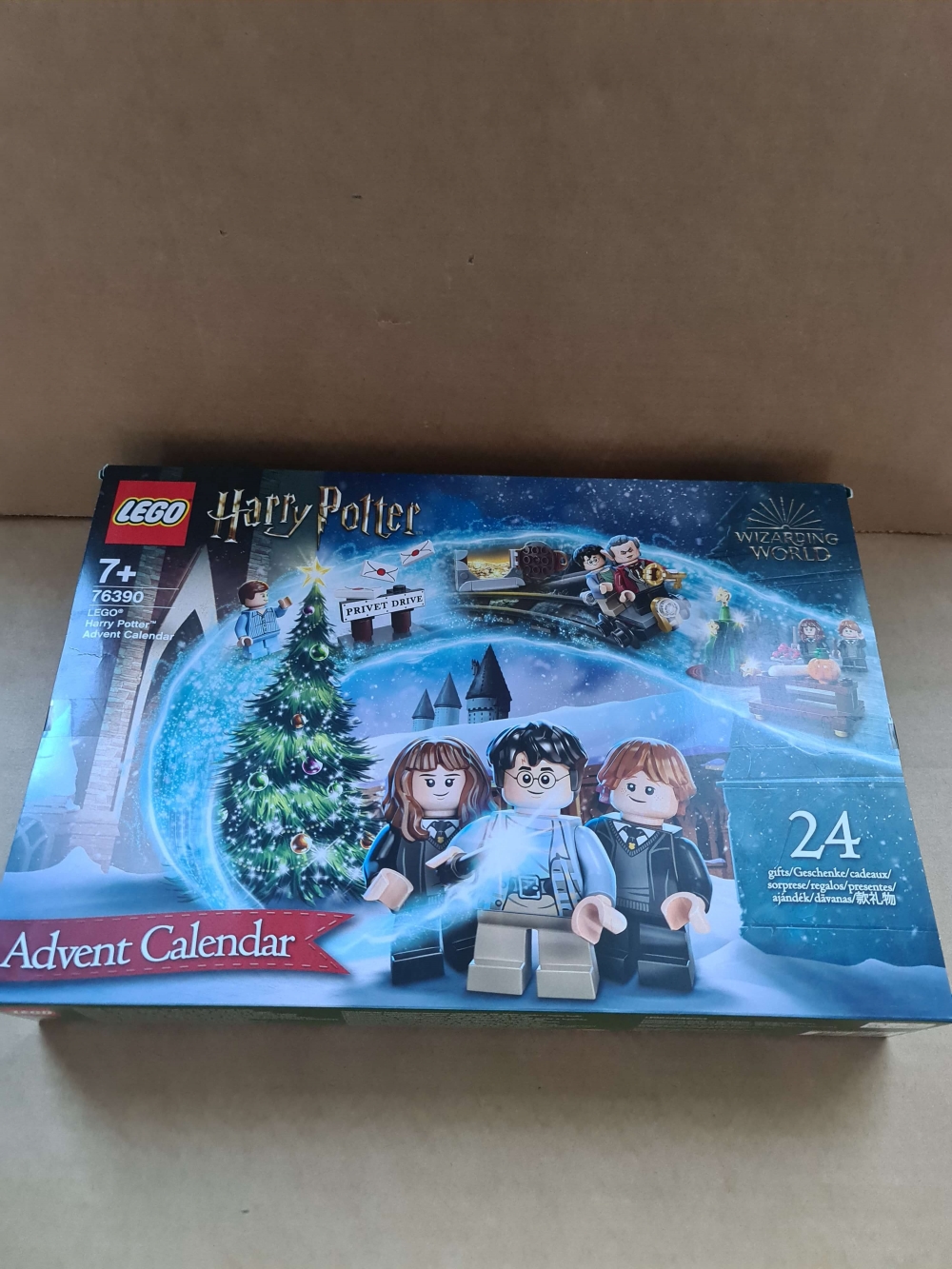 Sett 76390 fra Lego Holiday&Event : Advent : Harry Potter serien.
Ny og forseglet.