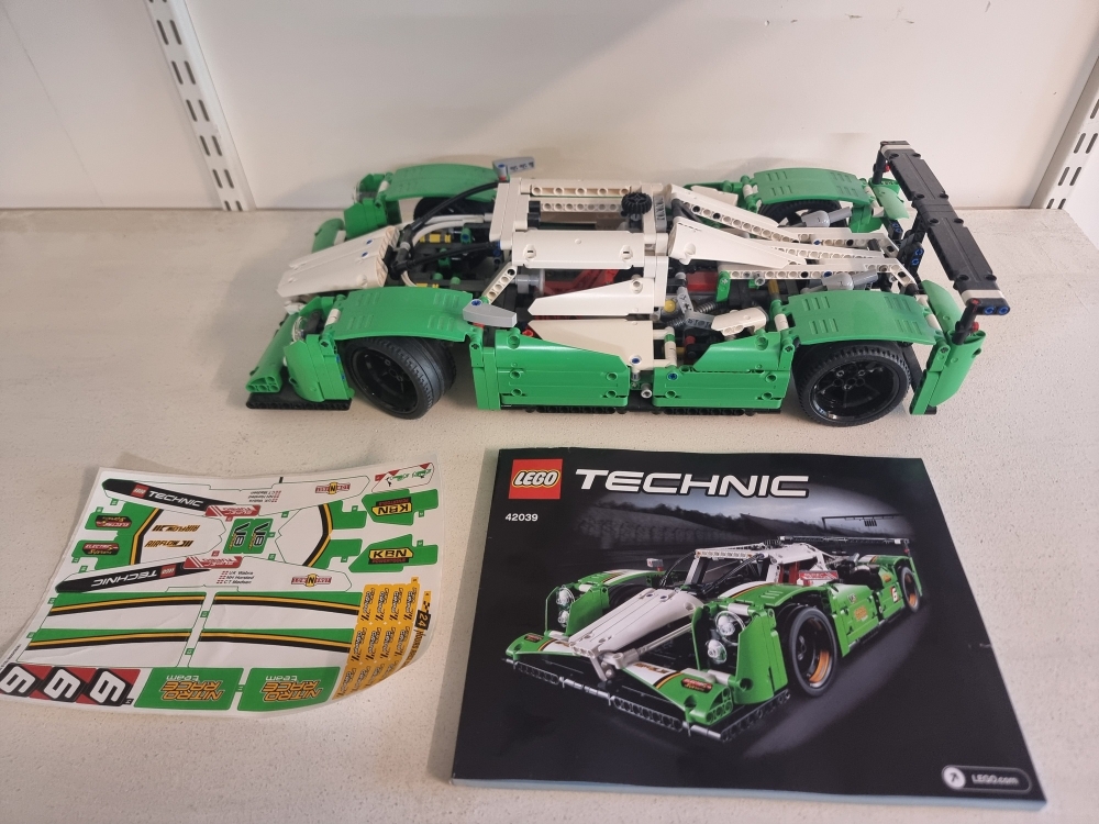 Sett 42039 fra Lego Technic serien.
Som nytt.
Komplett med manual og ubrukte klistremerker.