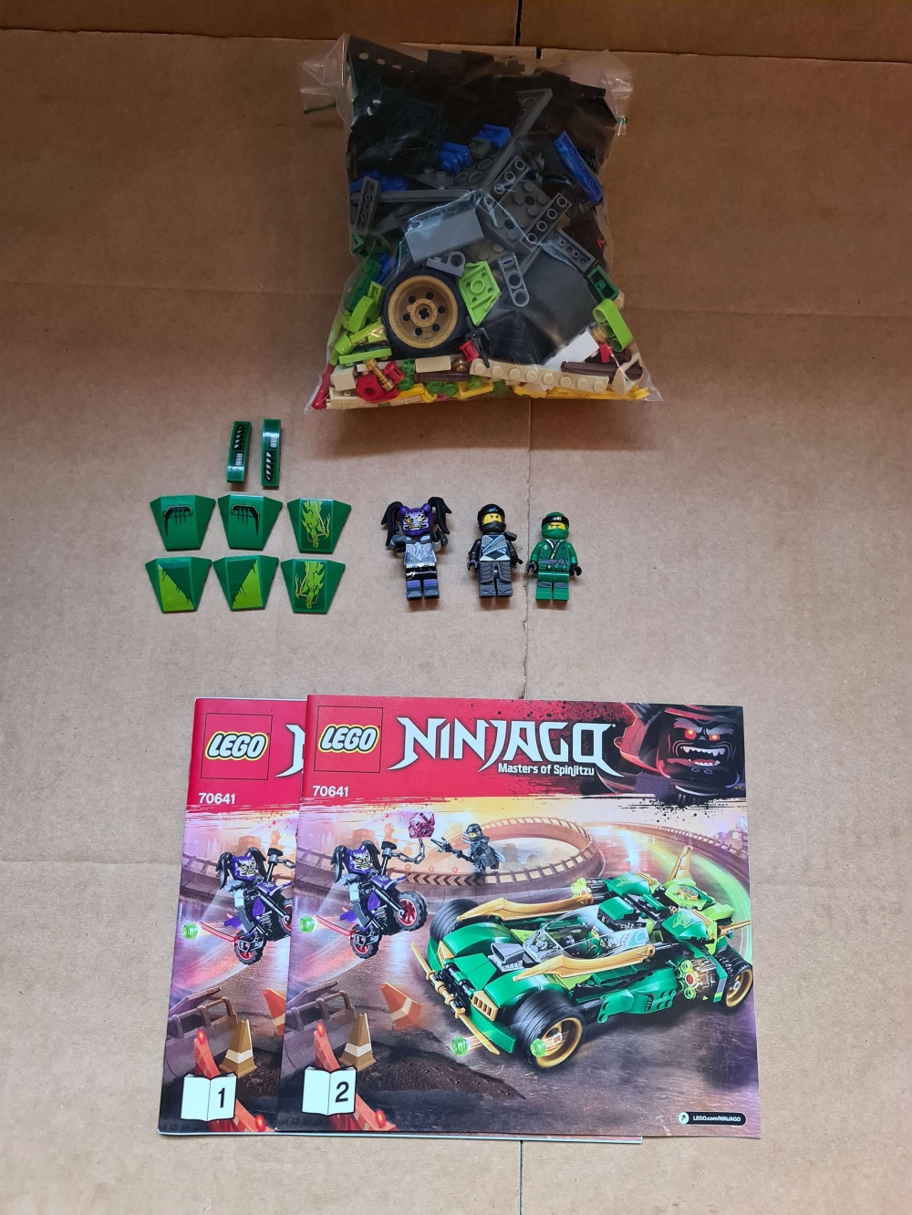 Sett 70641 fra Lego Ninjago : Sons of Garmadon serien.
Meget pent. Som nytt.
Komplett med manualer.