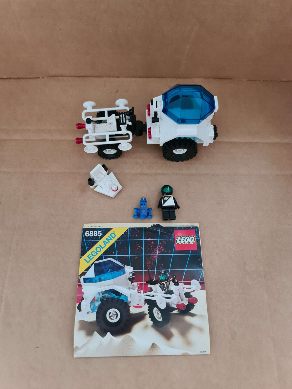 Sett 6885 fra Lego Space : Futuron serien.
Meget pent.
Komplett med manual.