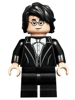 Harry Potter - Black Suit, White Bow Tie, Medium Legs
Komplett i god stand.