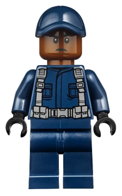 ACU Tracker - Male, Dark Blue Cap, Reddish Brown Head
Komplett i god stand.