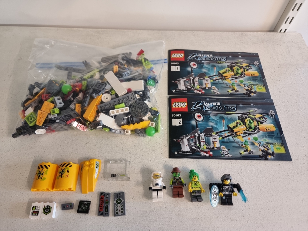 Sett 70163 fra Lego Ultra Agents serien.
Som nytt. Noe støv.
Komplett med manualer.