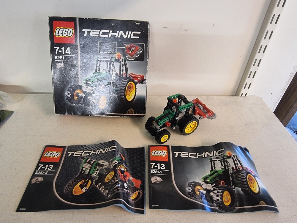 Sett 8281 fra Lego Technic serien.
Som nytt.
Komplett med alle deler til begge sett.
Med manual og eske.