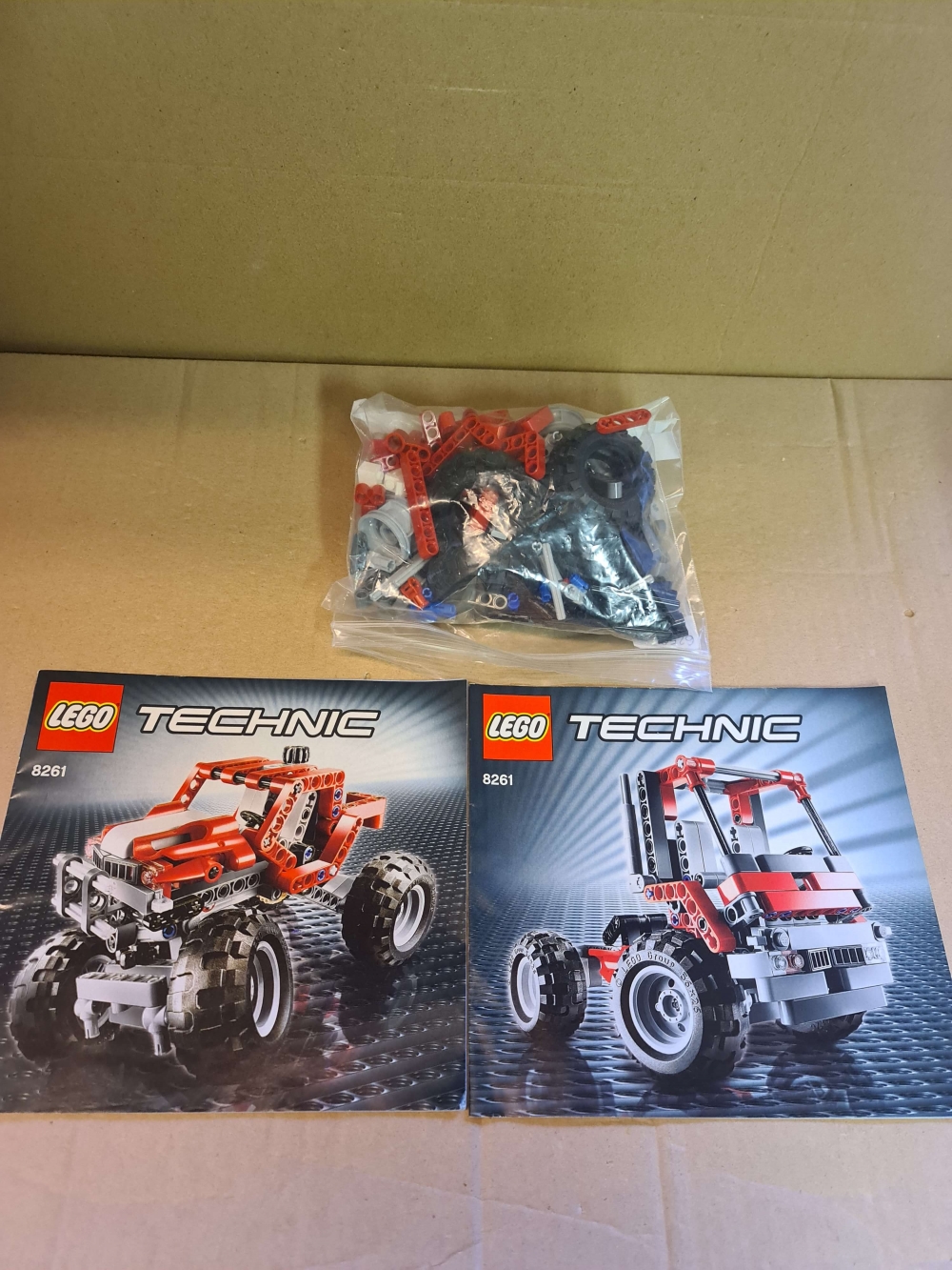 Sett 8261 fra Lego Technic serien.
Som nytt.
Komplett med manualer.