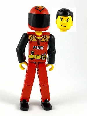 Technic Figure Red Legs, Red Top with Black 'FIRE', Black Arms (Fireman), Red Helmet with Flame, Black Visor - Without Sticker
Komplett i god stand.