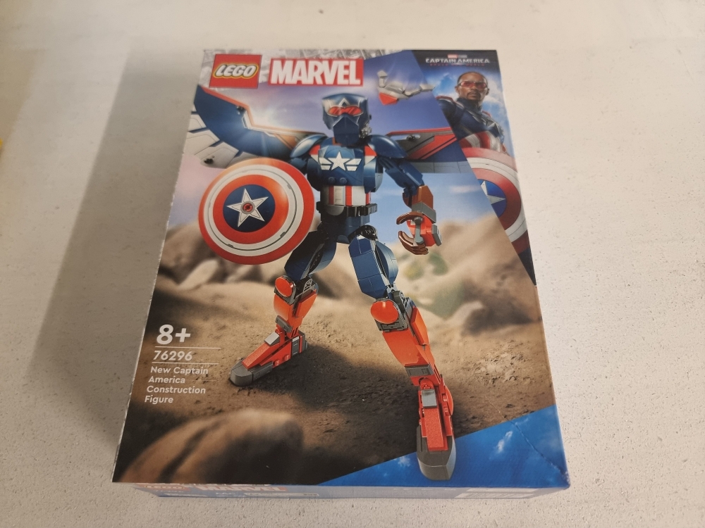 Sett 76296 fra Lego Super Heroes : Captain America Brave New World serien.
Uåpnet.