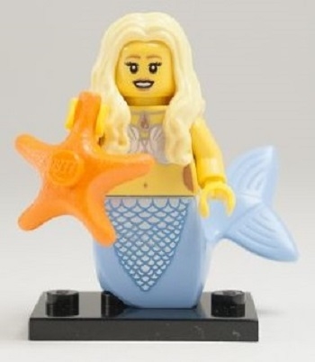 Mermaid, Series 9 (Complete Set with Stand and Accessories)
Komplett i god stand.