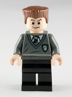 Gregory Goyle - Dark Bluish Gray Slytherin Sweater, Black Legs, Reddish Brown Flat Top
Komplett i god stand.