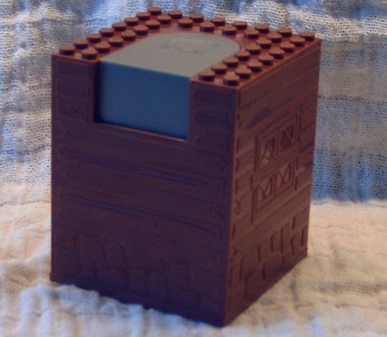 Container, Box 8 x 8 x 8 with Dark Bluish Gray Switching Mechanism
I god stand. (Sett 4756 Harry Potter)
