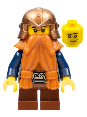 Fantasy Era - Dwarf, Dark Orange Beard, Copper Helmet with Studded Bands, Dark Blue Arms, Smirk and Stubble Beard
Komplett i god stand.