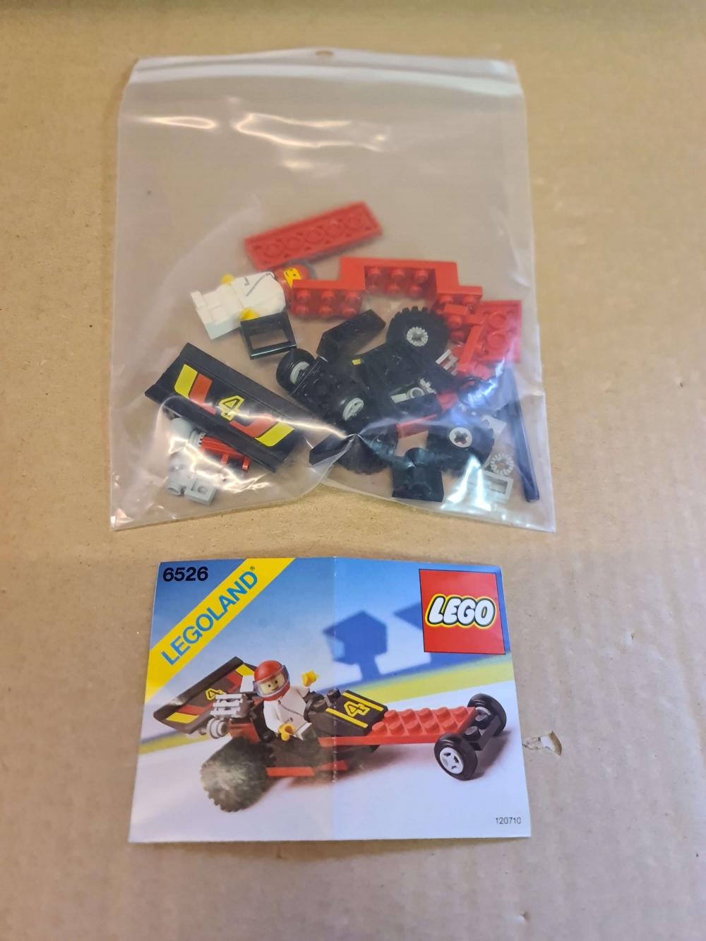 Sett 6526 fra Lego Classic Town serien.
Meget pent.
Komplett med manual.