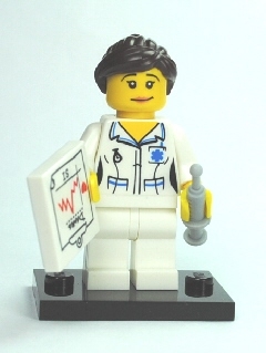 Nurse, Series 1 (Complete Set with Stand and Accessories)
Komplett i god stand.