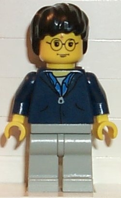 Harry Potter - Dark Blue Jacket Torso, Light Gray Legs
Komplett i god stand.