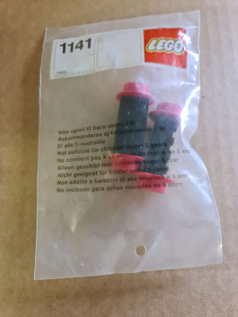 Service pack fra lego. 
Se siste bilde for innhold. Nytt og forseglet.