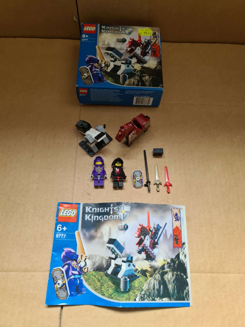 Sett 8777 fra Lego Castle : Knights Kingdom II serien.
Meget pent. Mint tilstand.
Komplett med manual og eske.