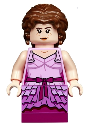 Hermione Granger - Pink Dress
Komplett i god stand.