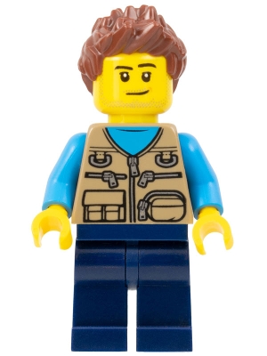 Camper Van Owner - Male, Dark Tan Vest over Dark Azure Shirt, Dark Blue Legs, Reddish Brown Spiked Hair, Stubble
Komplett i god stand.