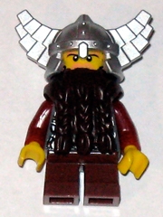 Fantasy Era - Dwarf, Dark Brown Beard, Metallic Silver Helmet with Wings, Dark Red Arms
Komplett i god stand.