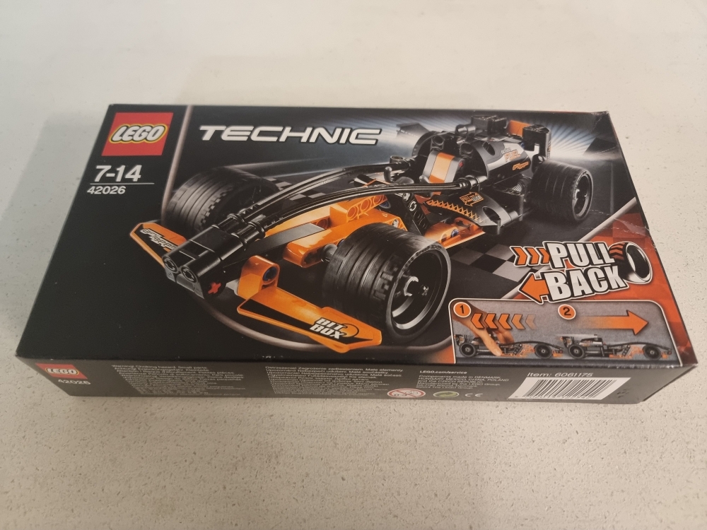 Sett 42026 fra Lego Technic serien.
Nytt i eske.
