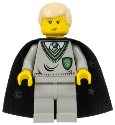 Draco Malfoy - Slytherin Torso, Black Cape with Stars
Komplett i god stand.