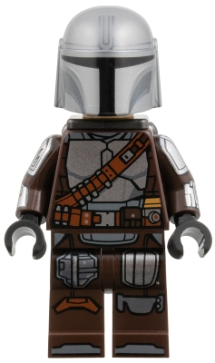 The Mandalorian / Din Djarin / 'Mando' - Silver Beskar Armor, Jetpack, Printed Head, Reddish Brown and Dark Silver Knee Pads
Komplett i god stand.