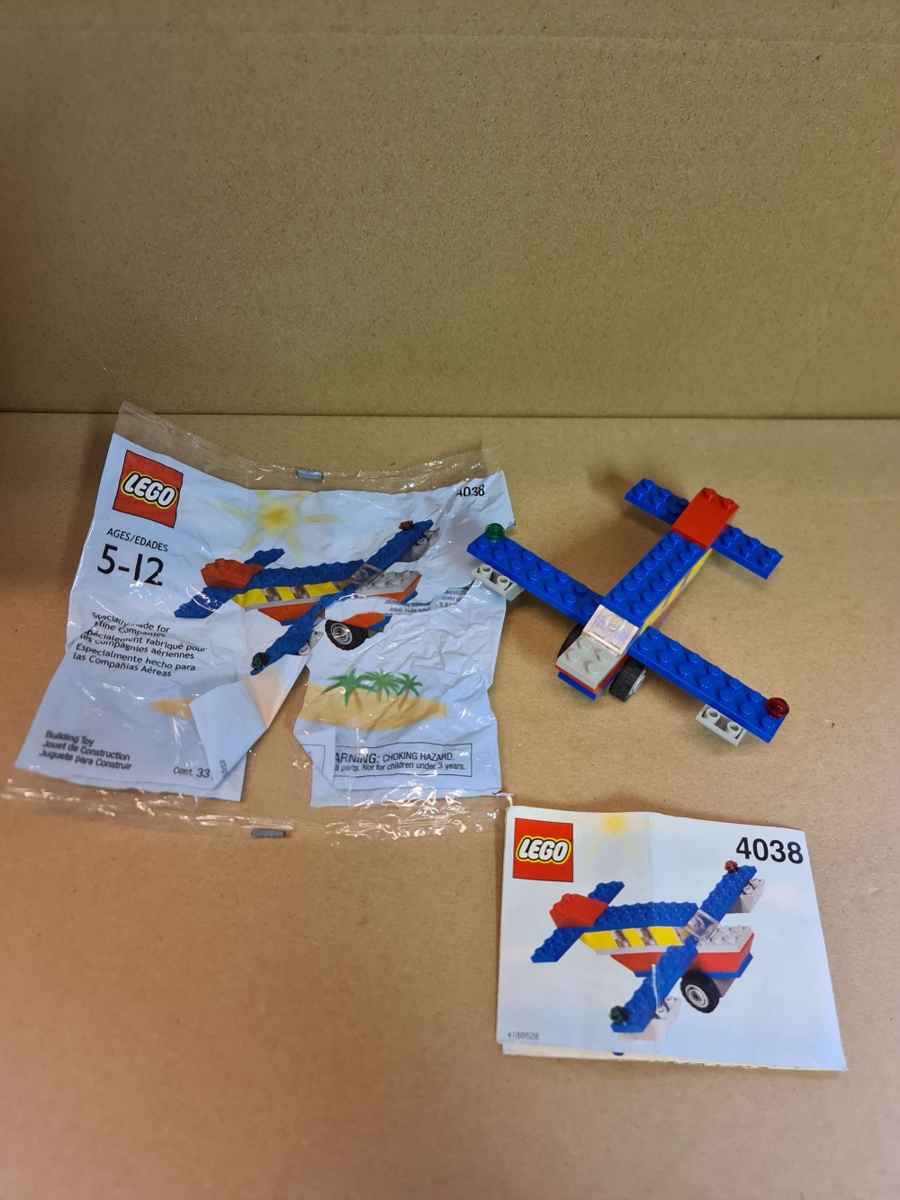 Sett 4038 fra Lego Universal Building Set serien
Som nytt.
Komplett med manual.