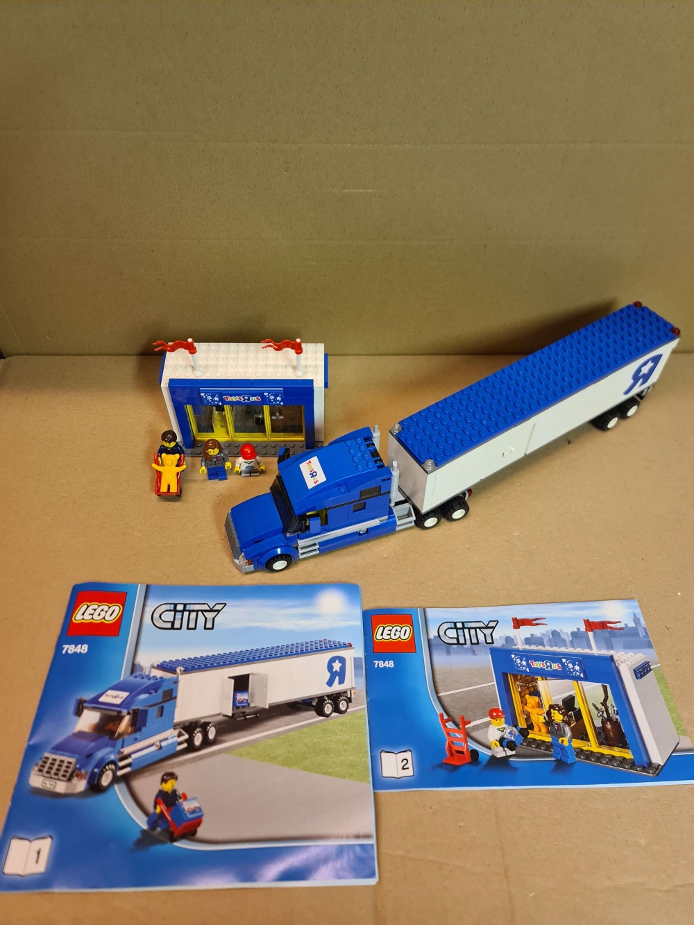 Sett 7848 fra Lego City serien.
Meget pent. Som nytt.
Komplett med manualer.