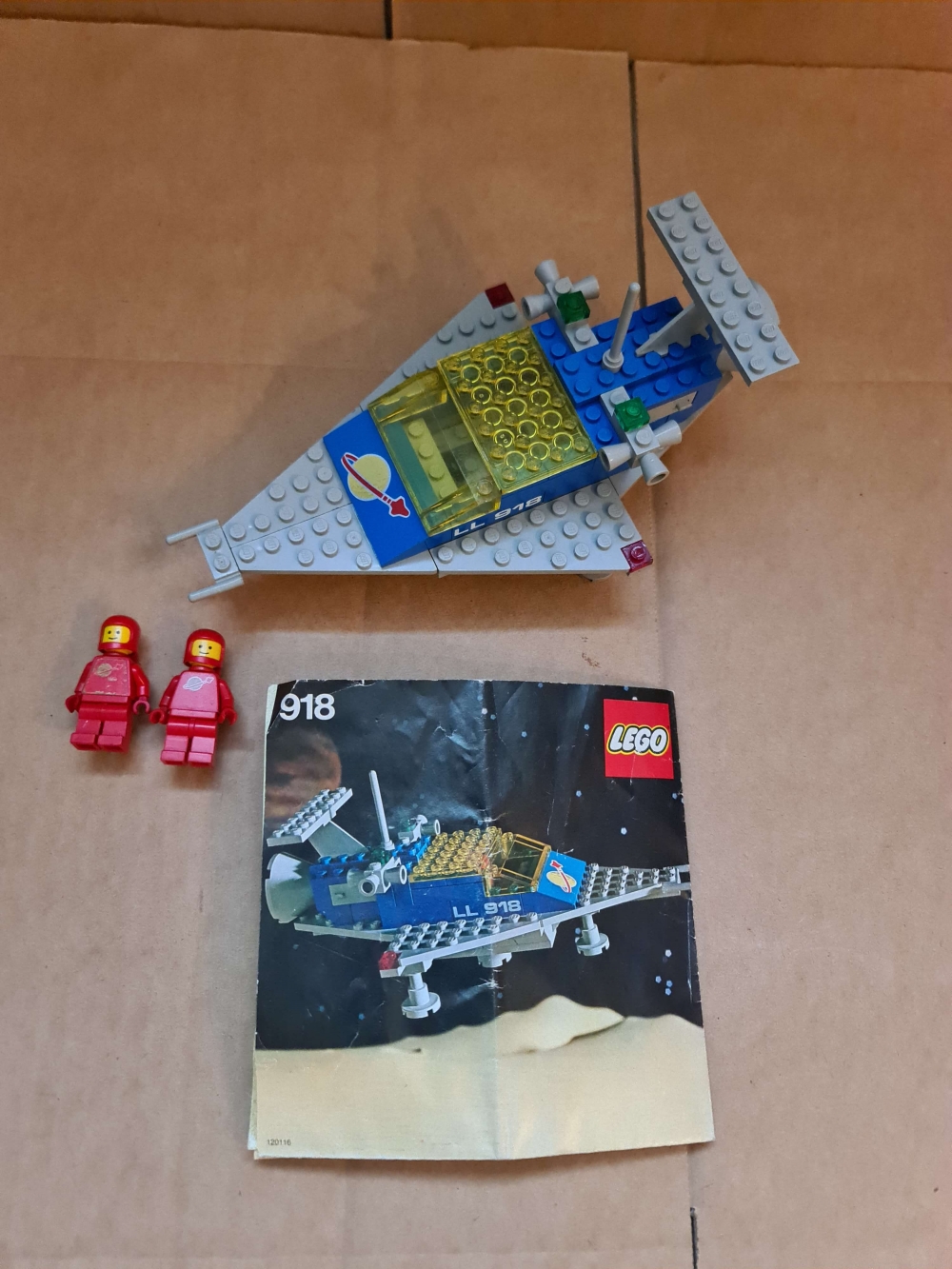 Sett 918 fra Lego Classic Space serien.
Meget pent sett. Komplett med manual.